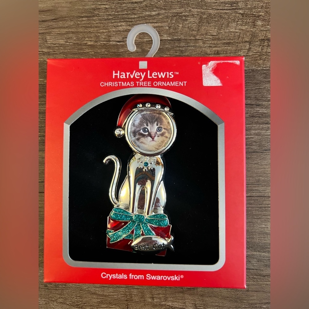 Harvey Lewis Best Cat Christmas tree ornament featuring‎ crystals from Swarovski